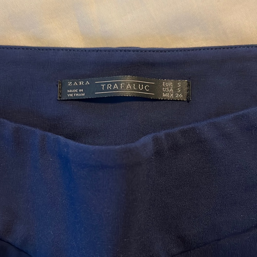 Zara navy blue short Womens size Small